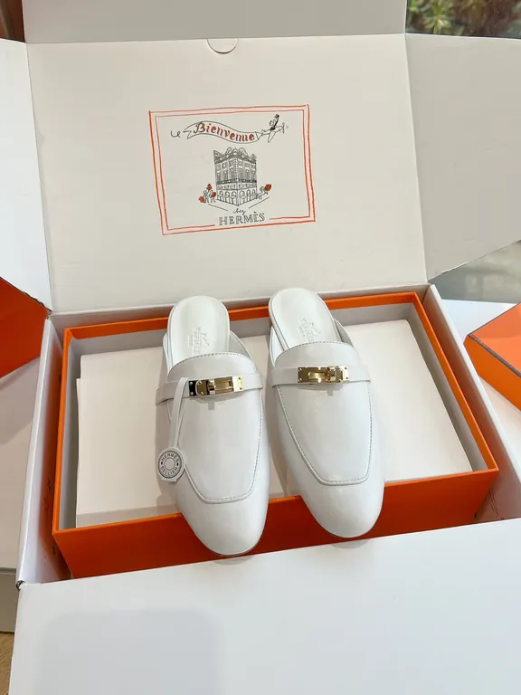 Hermes Shoe 